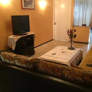 https://room-in-guest-room-property-located-in-a-quiet-area.hotels-casablanca.net